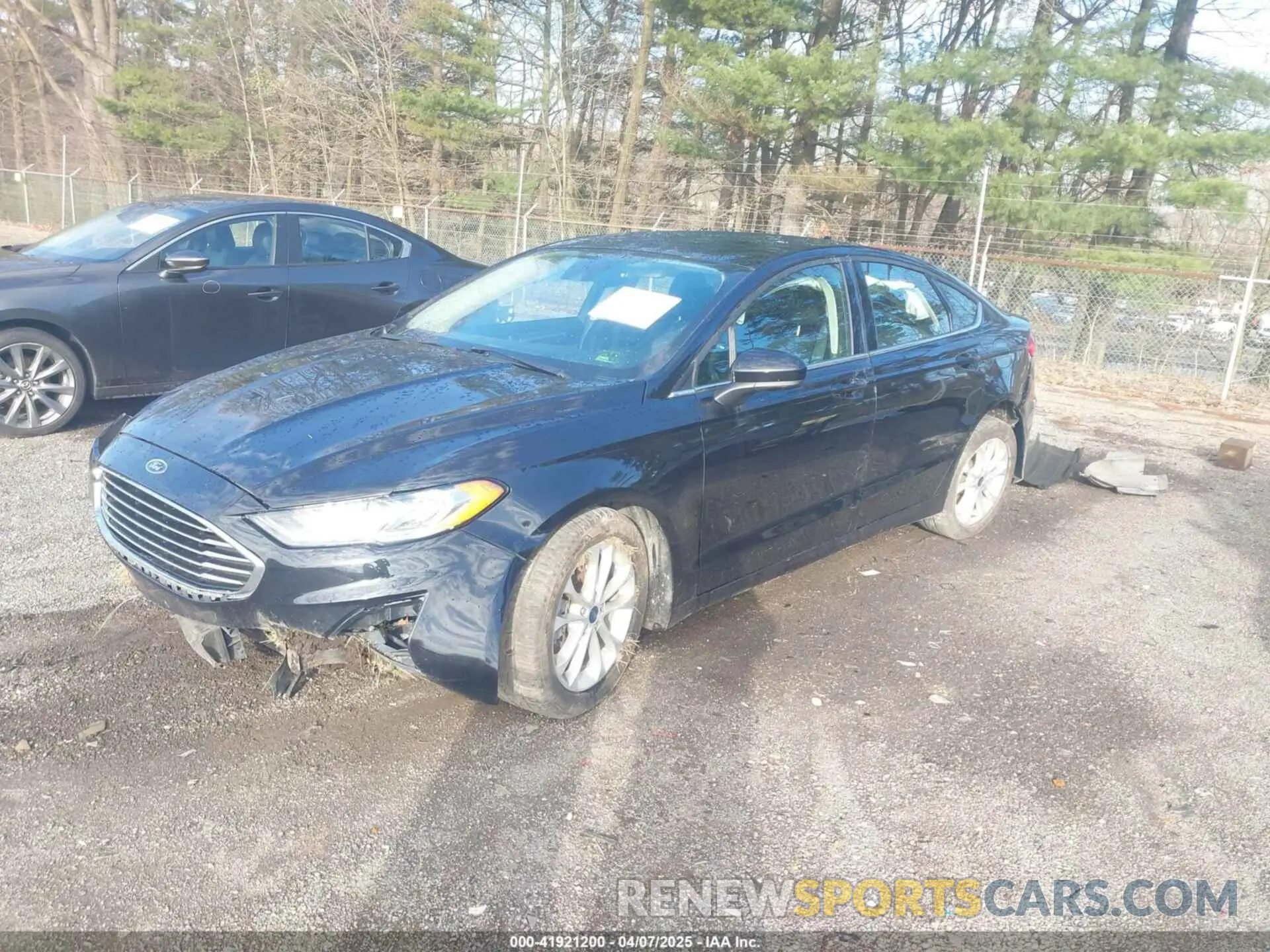 2 Photograph of a damaged car 3FA6P0HD6KR203724 FORD FUSION 2019