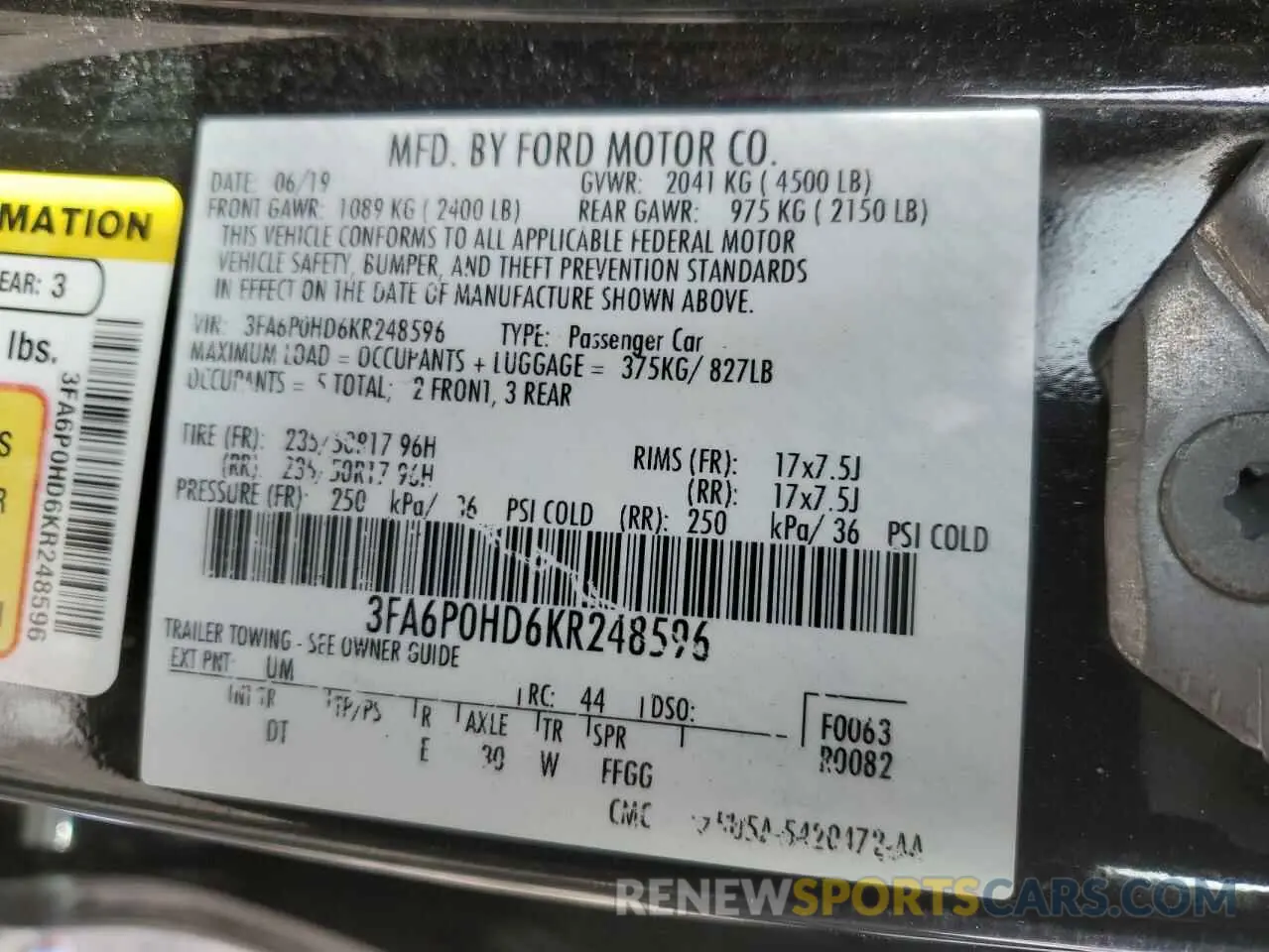 13 Photograph of a damaged car 3FA6P0HD6KR248596 FORD FUSION 2019