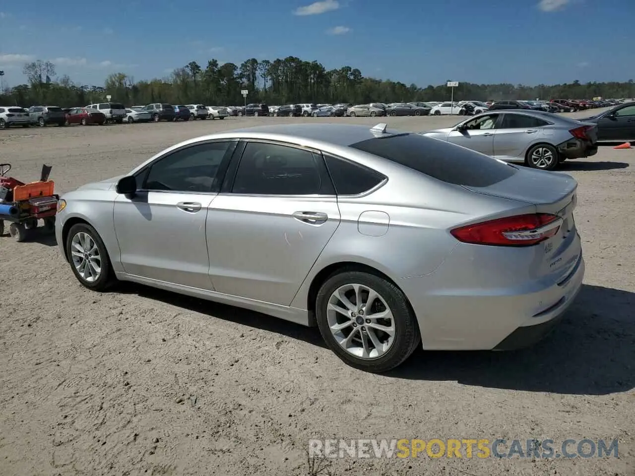 2 Photograph of a damaged car 3FA6P0HD7KR113434 FORD FUSION 2019