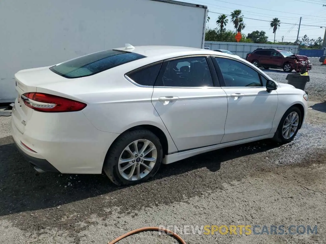 3 Photograph of a damaged car 3FA6P0HD7KR127799 FORD FUSION 2019