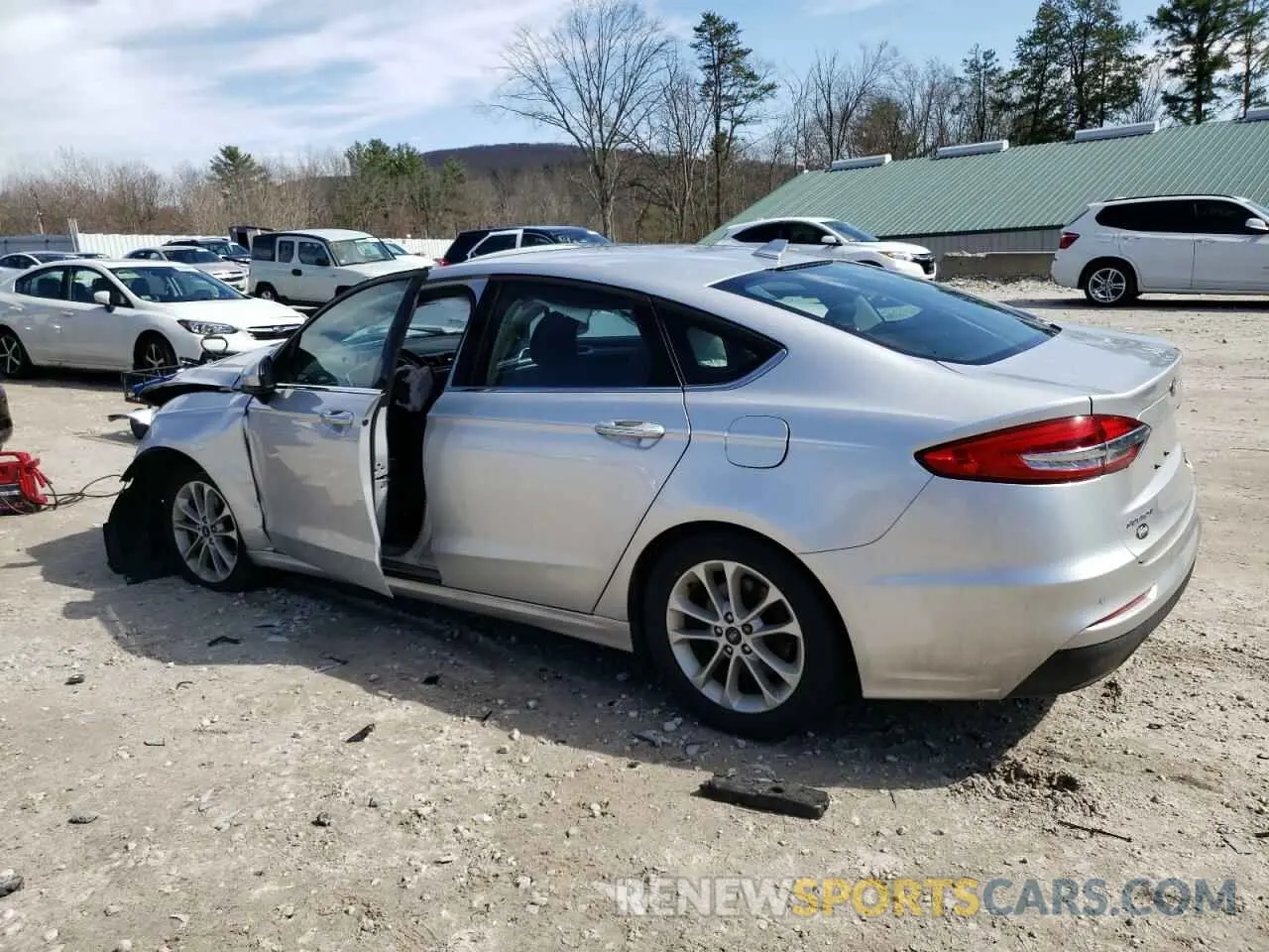 2 Photograph of a damaged car 3FA6P0HD7KR156879 FORD FUSION 2019