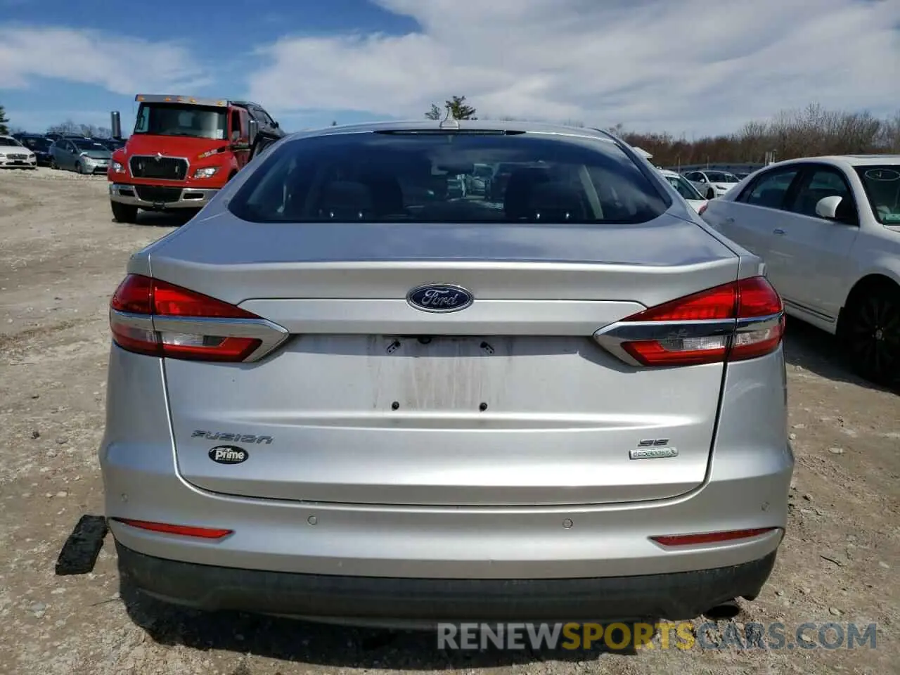 6 Photograph of a damaged car 3FA6P0HD7KR156879 FORD FUSION 2019