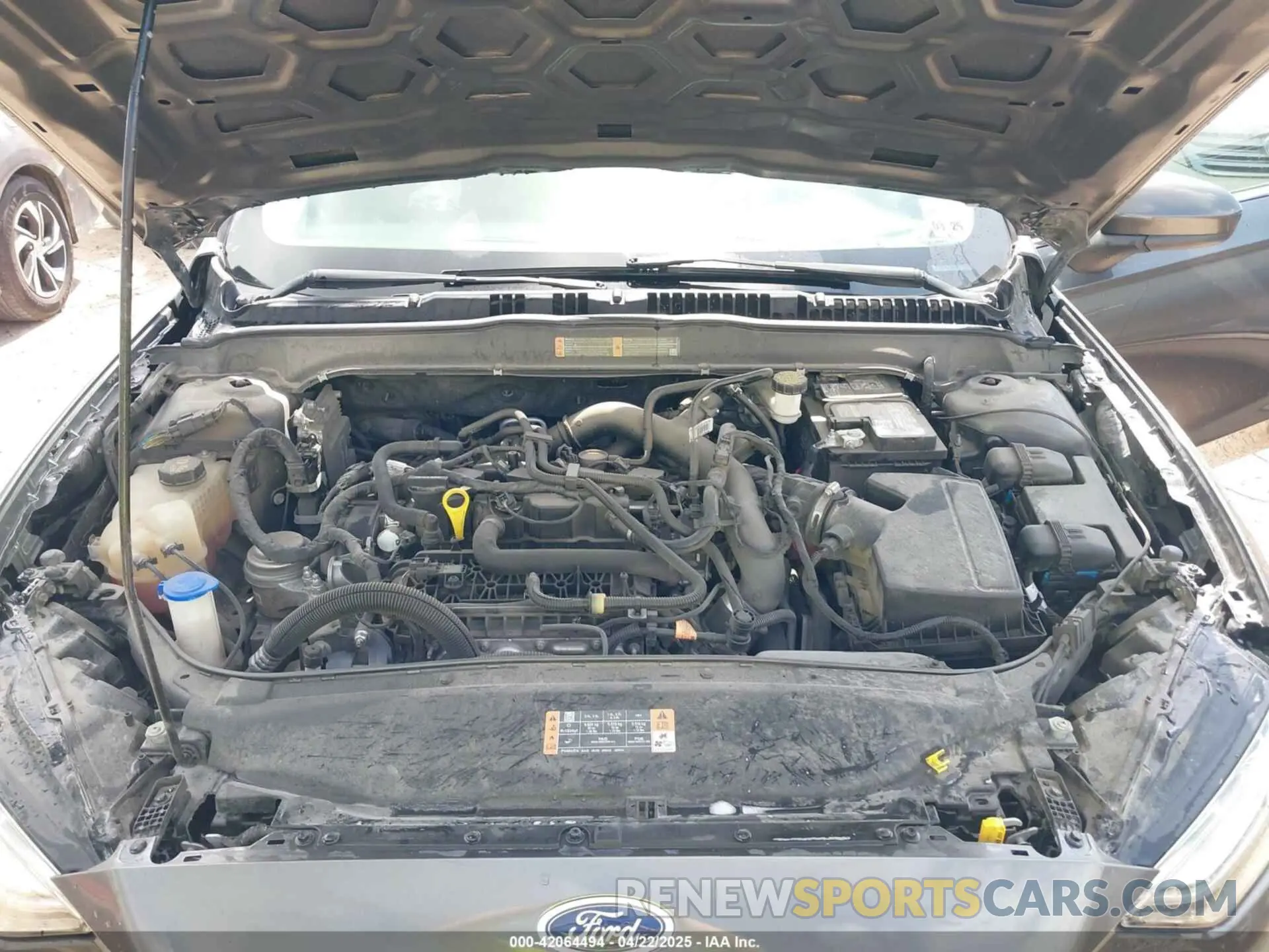 10 Photograph of a damaged car 3FA6P0HD7KR169700 FORD FUSION 2019