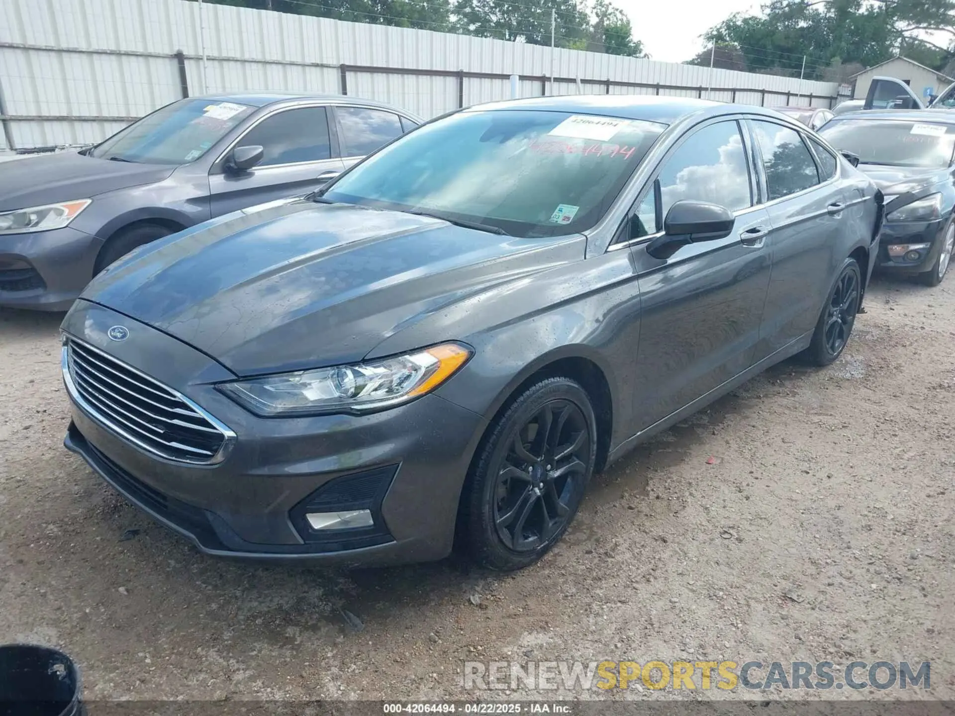 2 Photograph of a damaged car 3FA6P0HD7KR169700 FORD FUSION 2019