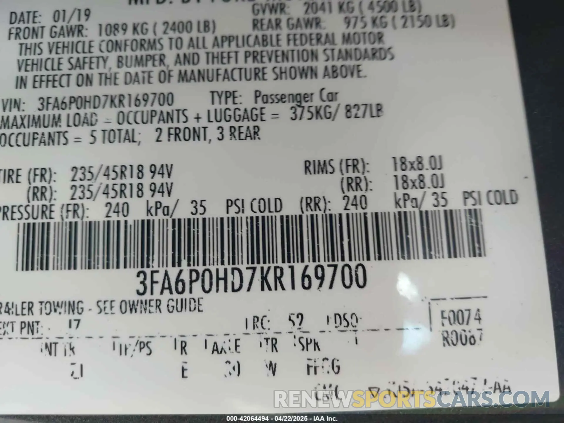 9 Photograph of a damaged car 3FA6P0HD7KR169700 FORD FUSION 2019