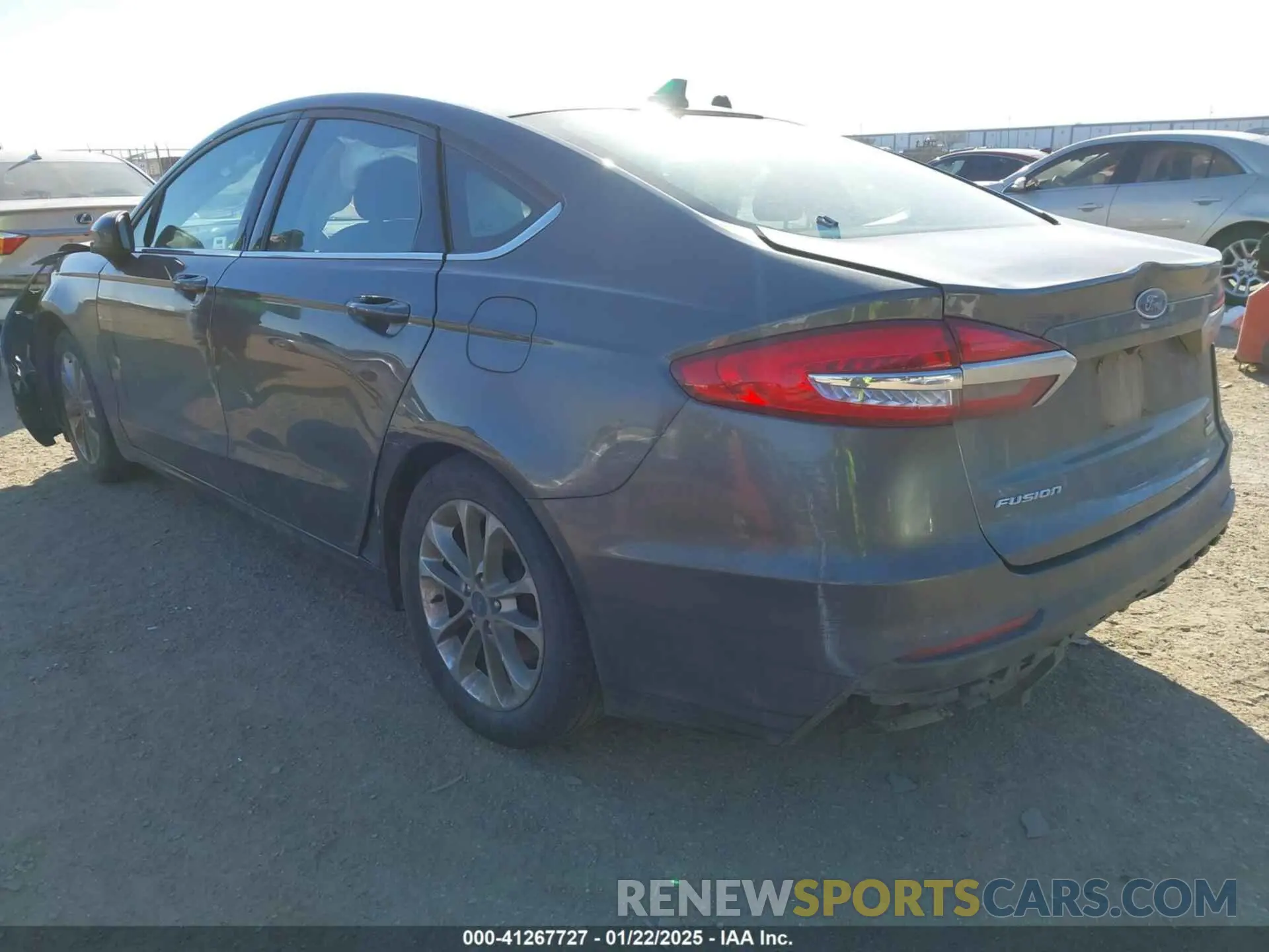 3 Photograph of a damaged car 3FA6P0HD7KR173035 FORD FUSION 2019