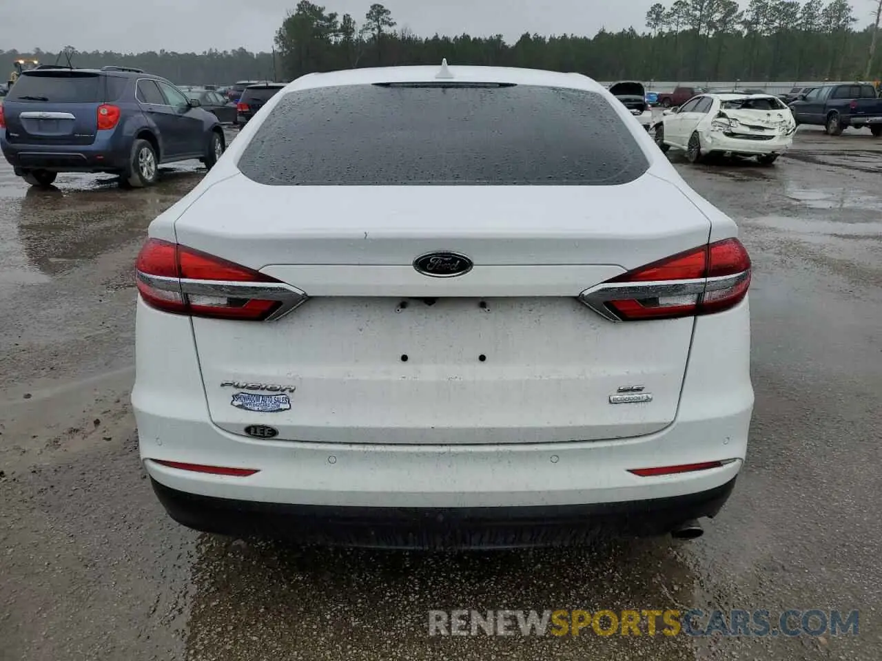 6 Photograph of a damaged car 3FA6P0HD7KR228793 FORD FUSION 2019