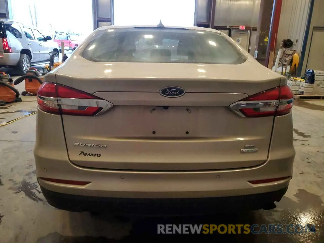 6 Photograph of a damaged car 3FA6P0HD7KR247716 FORD FUSION 2019