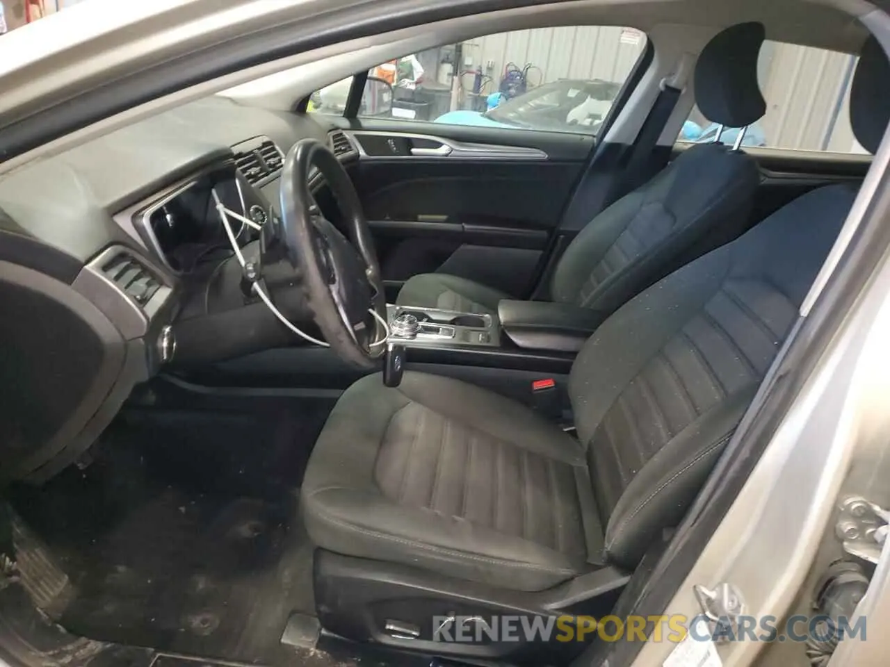 7 Photograph of a damaged car 3FA6P0HD7KR247716 FORD FUSION 2019
