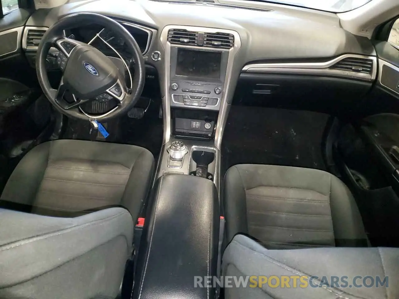 8 Photograph of a damaged car 3FA6P0HD7KR247716 FORD FUSION 2019