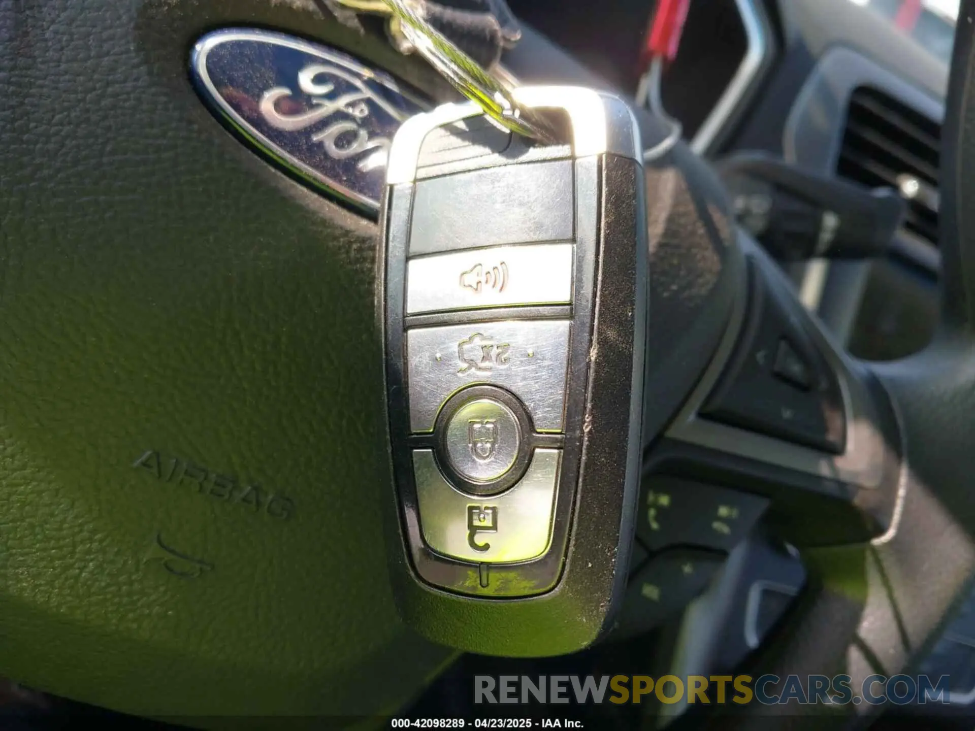 11 Photograph of a damaged car 3FA6P0HD8KR103611 FORD FUSION 2019