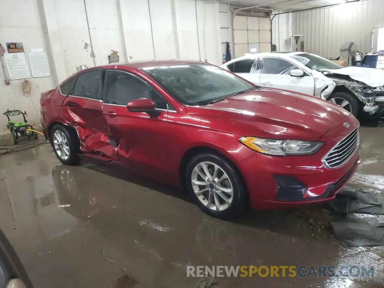 4 Photograph of a damaged car 3FA6P0HD8KR107819 FORD FUSION 2019