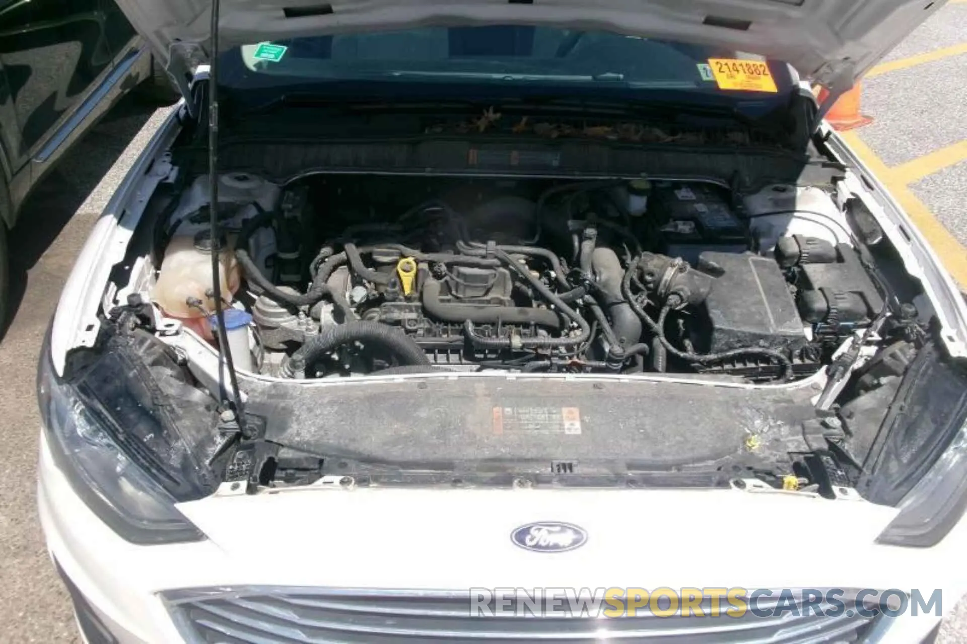 10 Photograph of a damaged car 3FA6P0HD8KR183993 FORD FUSION 2019