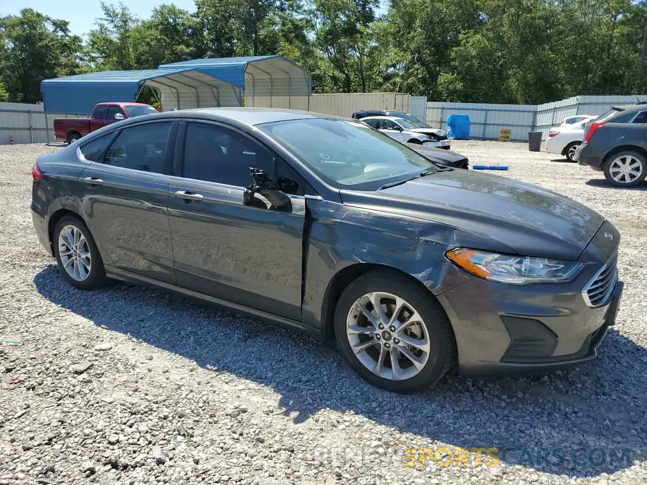 4 Photograph of a damaged car 3FA6P0HD8KR198610 FORD FUSION 2019
