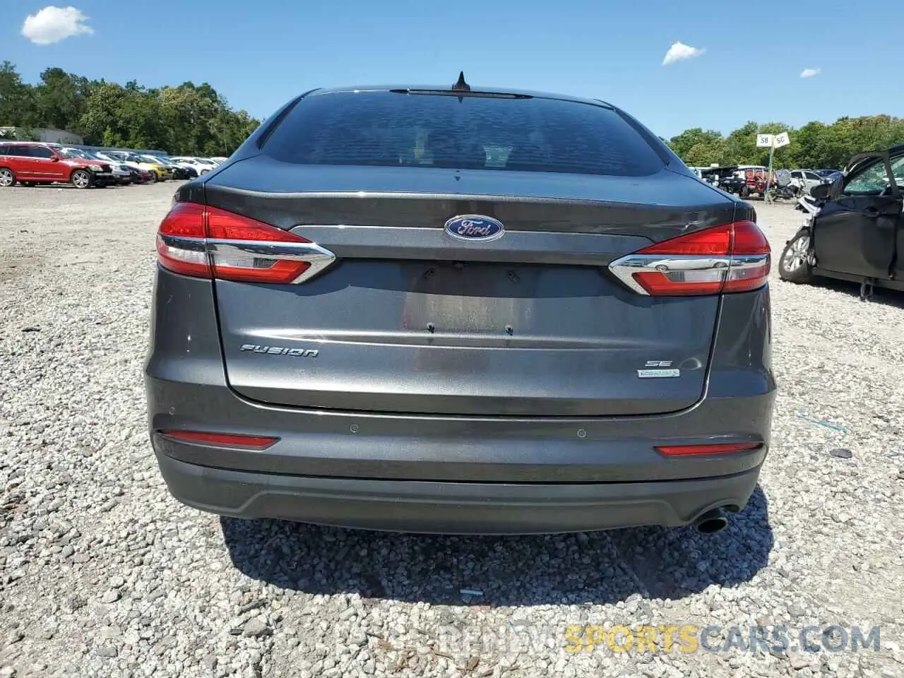 6 Photograph of a damaged car 3FA6P0HD8KR198610 FORD FUSION 2019
