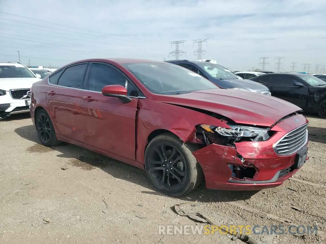 4 Photograph of a damaged car 3FA6P0HD8KR230097 FORD FUSION 2019
