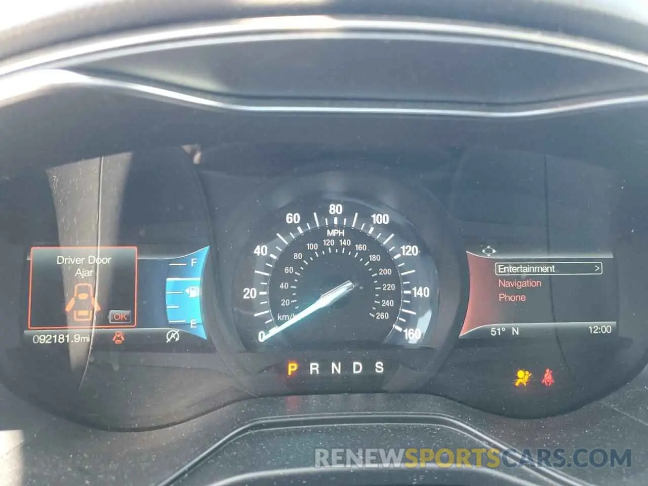 9 Photograph of a damaged car 3FA6P0HD8KR283978 FORD FUSION 2019