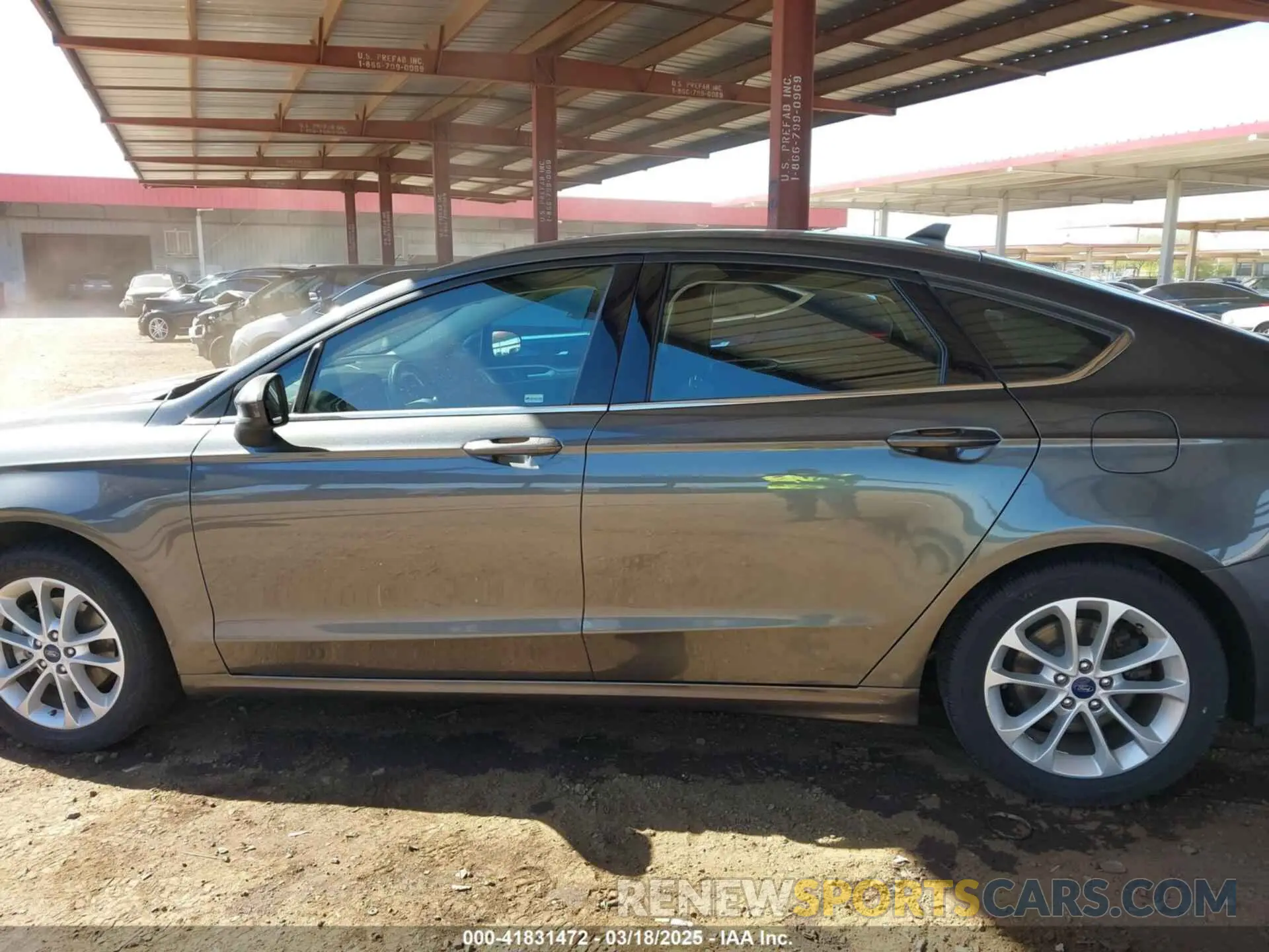 14 Photograph of a damaged car 3FA6P0HD9KR104024 FORD FUSION 2019