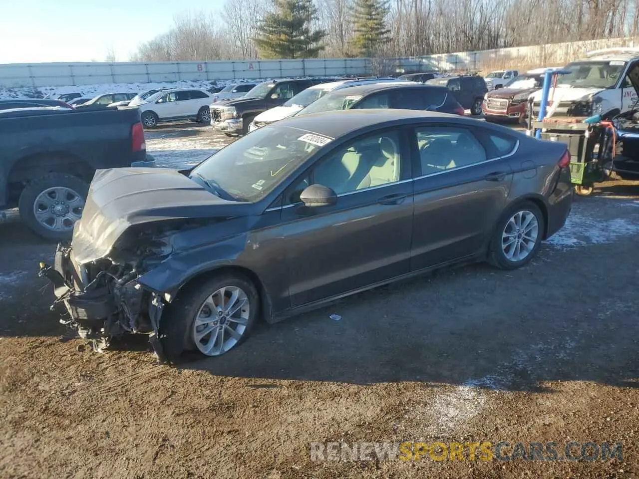 1 Photograph of a damaged car 3FA6P0HD9KR131188 FORD FUSION 2019