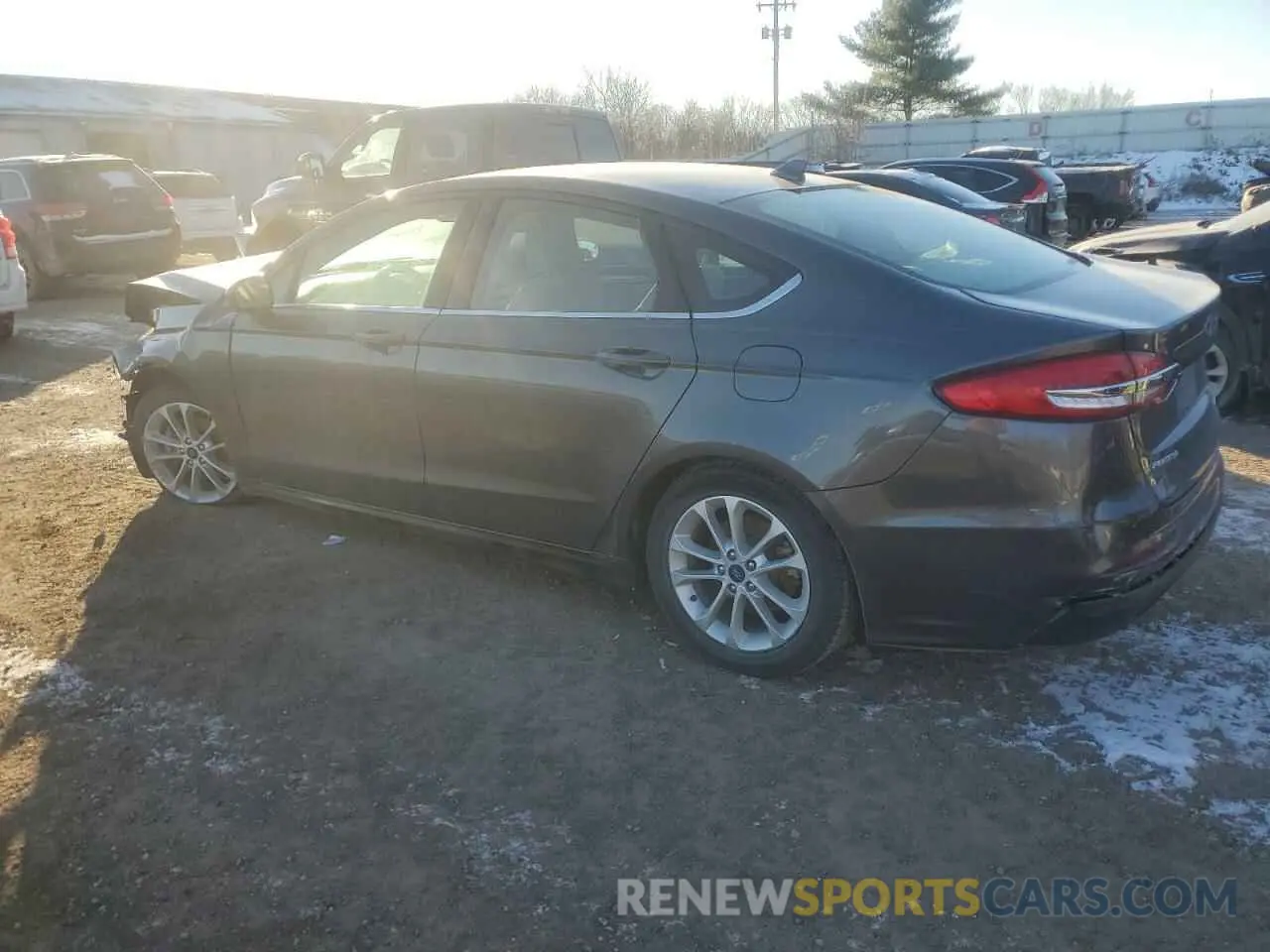 2 Photograph of a damaged car 3FA6P0HD9KR131188 FORD FUSION 2019