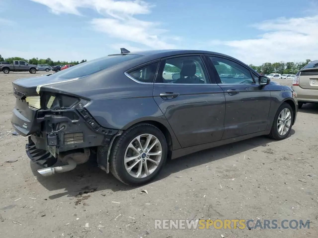 3 Photograph of a damaged car 3FA6P0HD9KR163106 FORD FUSION 2019