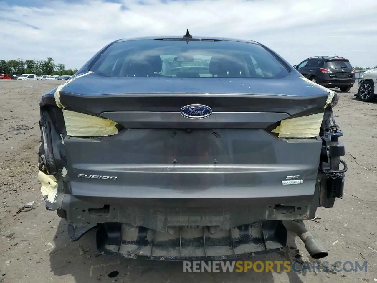 6 Photograph of a damaged car 3FA6P0HD9KR163106 FORD FUSION 2019
