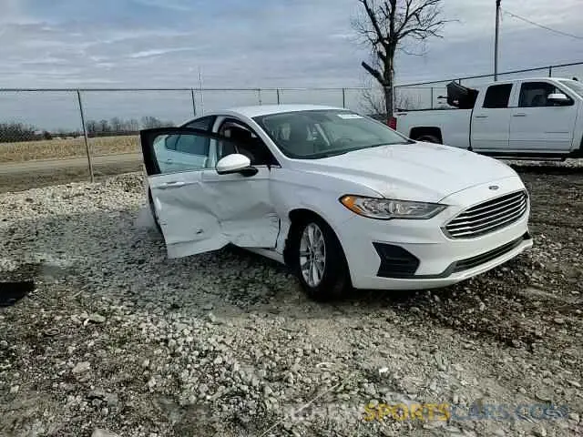 10 Photograph of a damaged car 3FA6P0HD9KR167284 FORD FUSION 2019