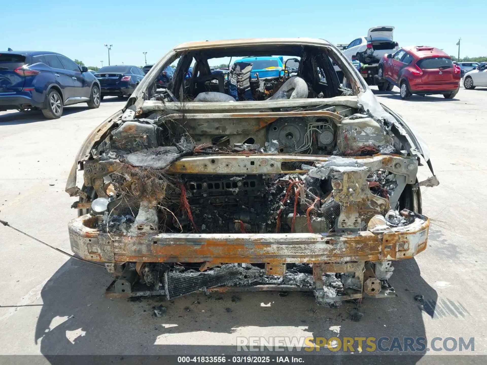 12 Photograph of a damaged car 3FA6P0HD9KR193819 FORD FUSION 2019