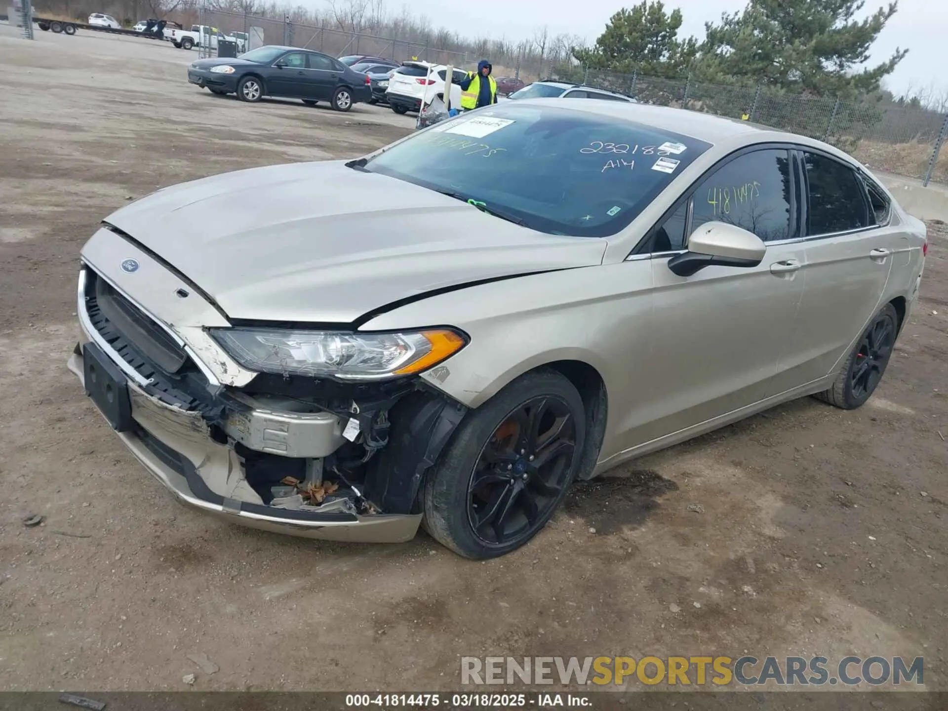2 Photograph of a damaged car 3FA6P0HD9KR232182 FORD FUSION 2019