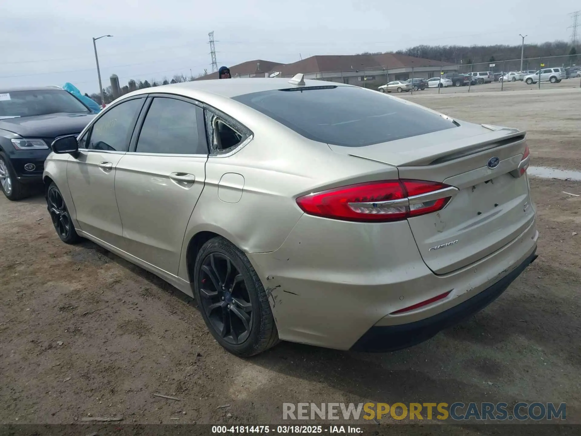 3 Photograph of a damaged car 3FA6P0HD9KR232182 FORD FUSION 2019
