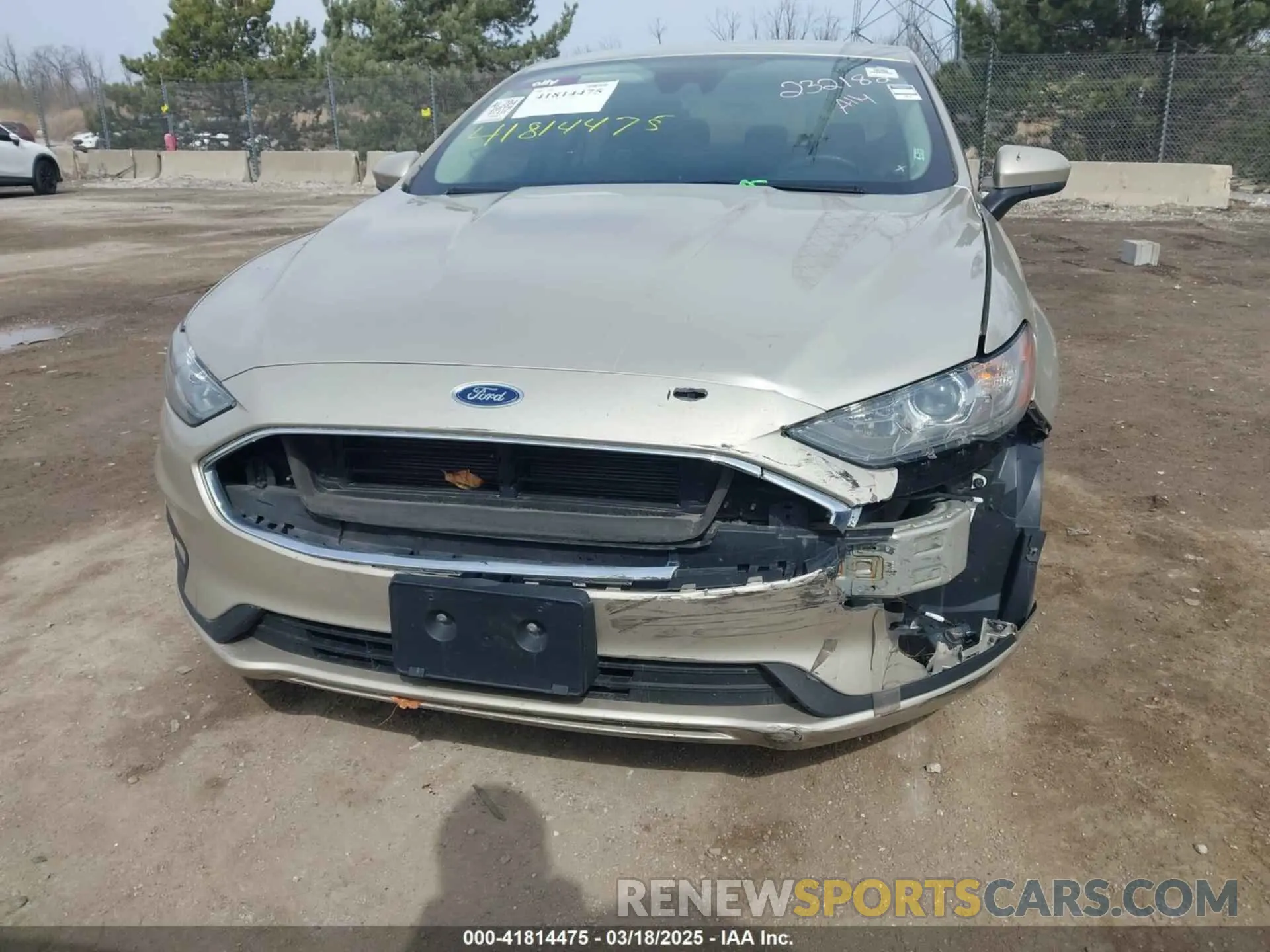 6 Photograph of a damaged car 3FA6P0HD9KR232182 FORD FUSION 2019