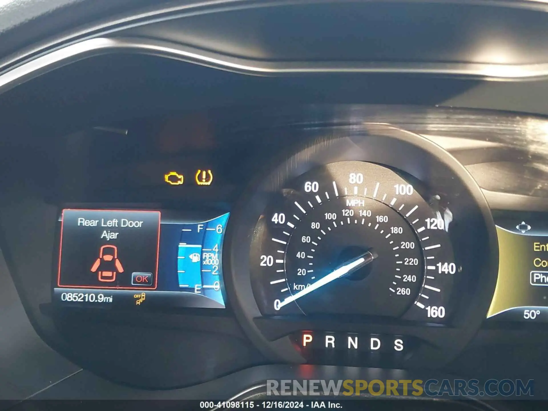 7 Photograph of a damaged car 3FA6P0HDXKR134701 FORD FUSION 2019