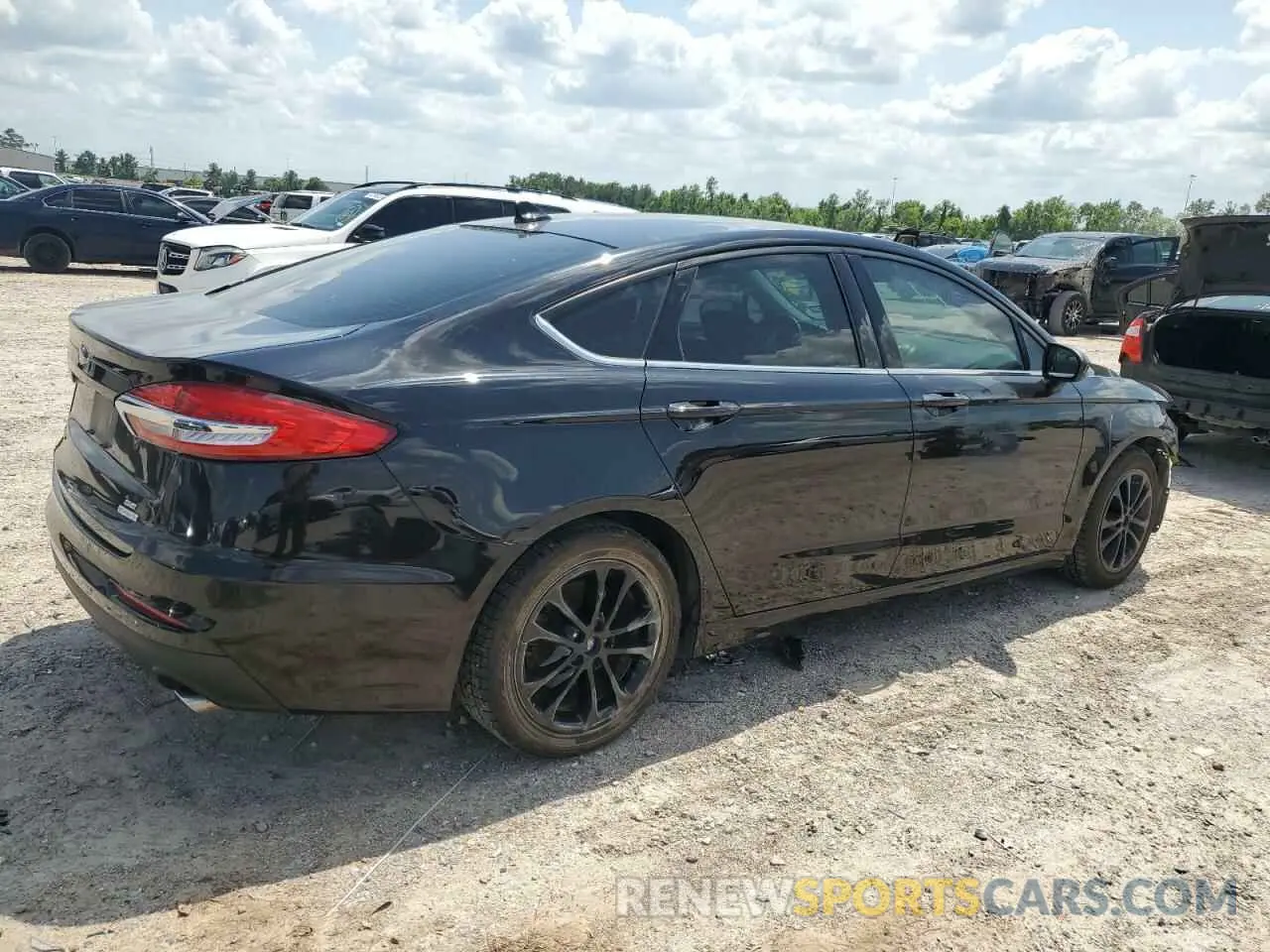 3 Photograph of a damaged car 3FA6P0HDXKR148209 FORD FUSION 2019