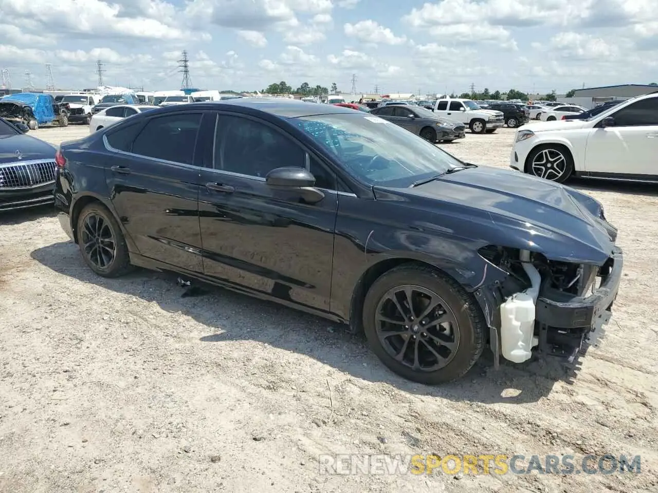 4 Photograph of a damaged car 3FA6P0HDXKR148209 FORD FUSION 2019