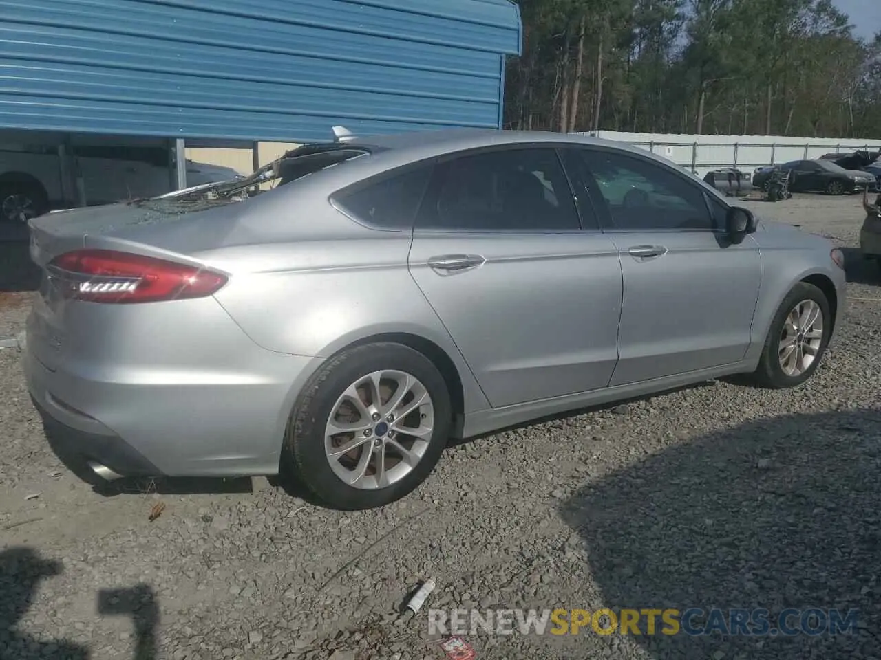 3 Photograph of a damaged car 3FA6P0HDXKR160103 FORD FUSION 2019