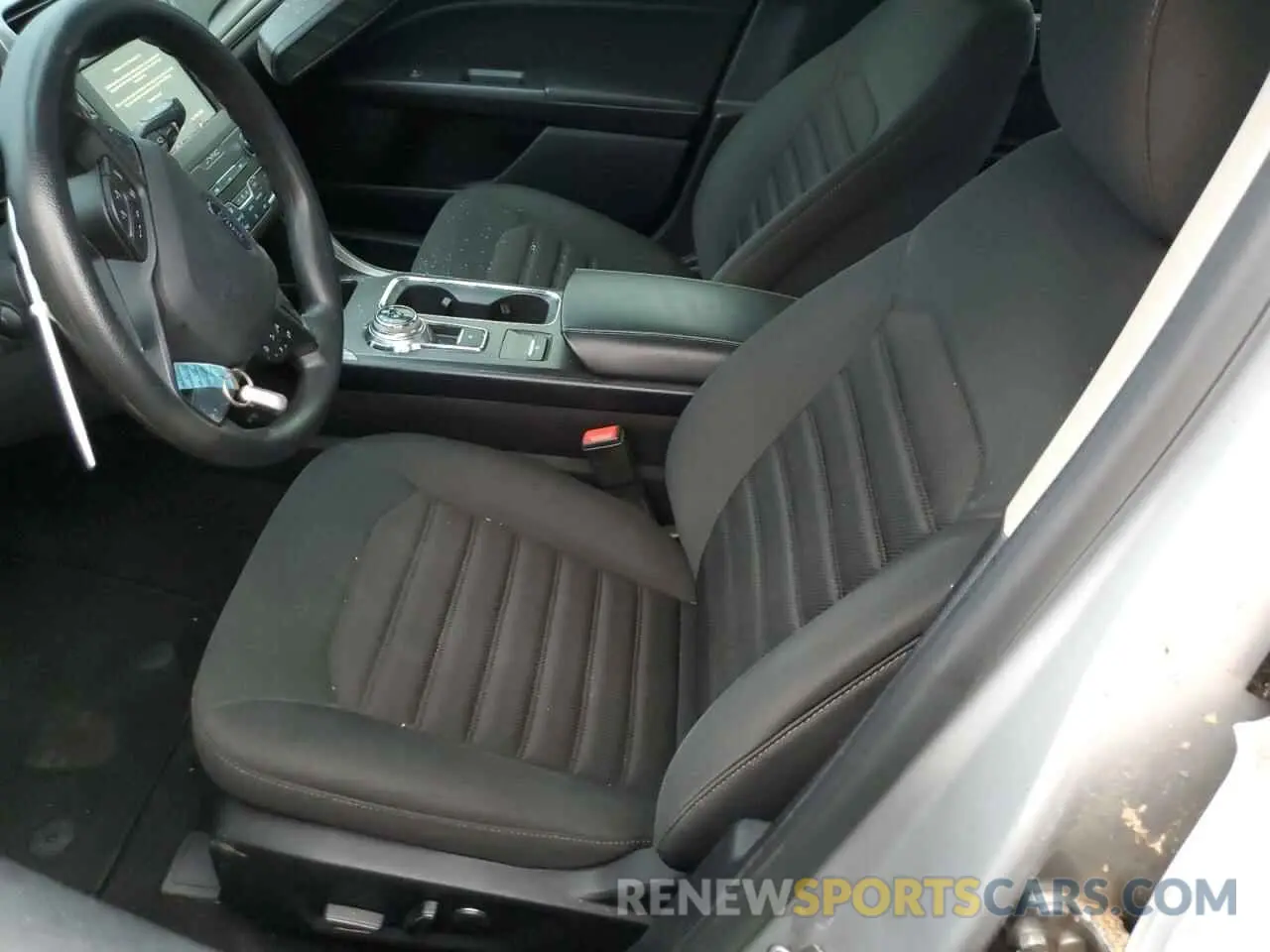 7 Photograph of a damaged car 3FA6P0HDXKR160103 FORD FUSION 2019