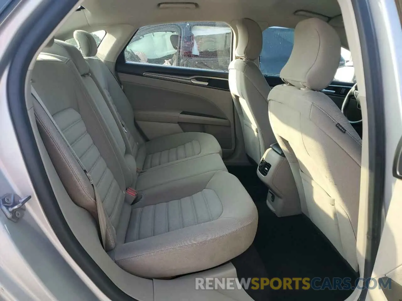 10 Photograph of a damaged car 3FA6P0HDXKR190069 FORD FUSION 2019