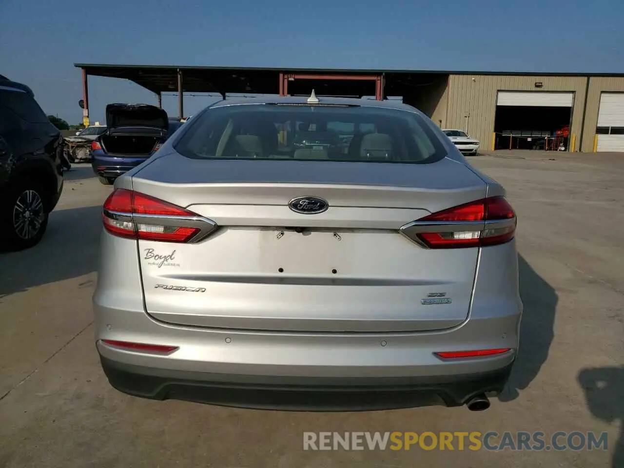 6 Photograph of a damaged car 3FA6P0HDXKR190069 FORD FUSION 2019
