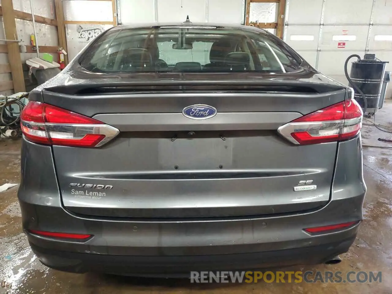 6 Photograph of a damaged car 3FA6P0HDXKR267751 FORD FUSION 2019