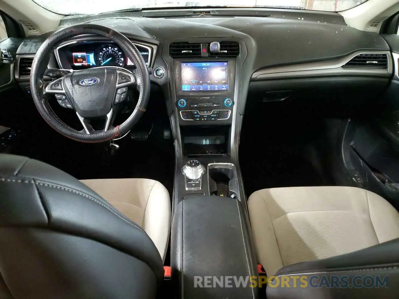 8 Photograph of a damaged car 3FA6P0HDXKR267751 FORD FUSION 2019