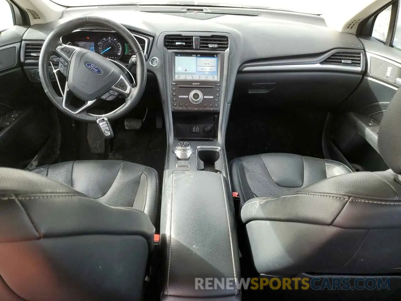 8 Photograph of a damaged car 3FA6P0K95KR270710 FORD FUSION 2019