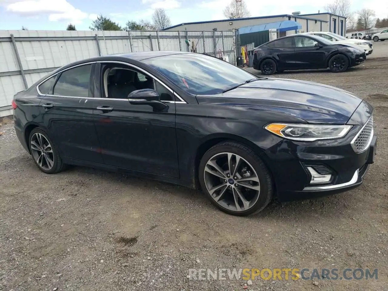 4 Photograph of a damaged car 3FA6P0K96KR102400 FORD FUSION 2019