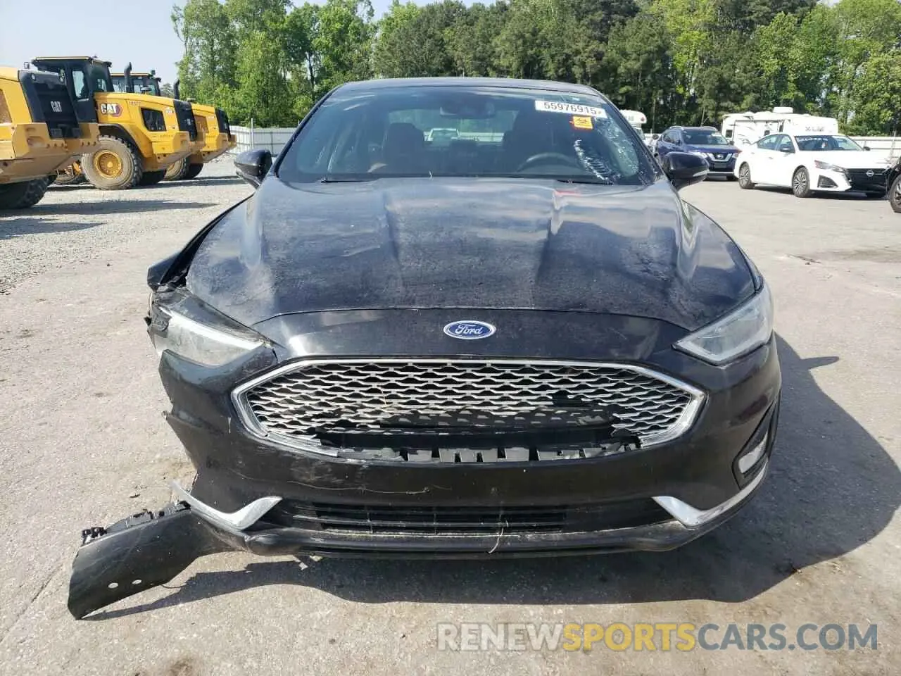 5 Photograph of a damaged car 3FA6P0K96KR270554 FORD FUSION 2019