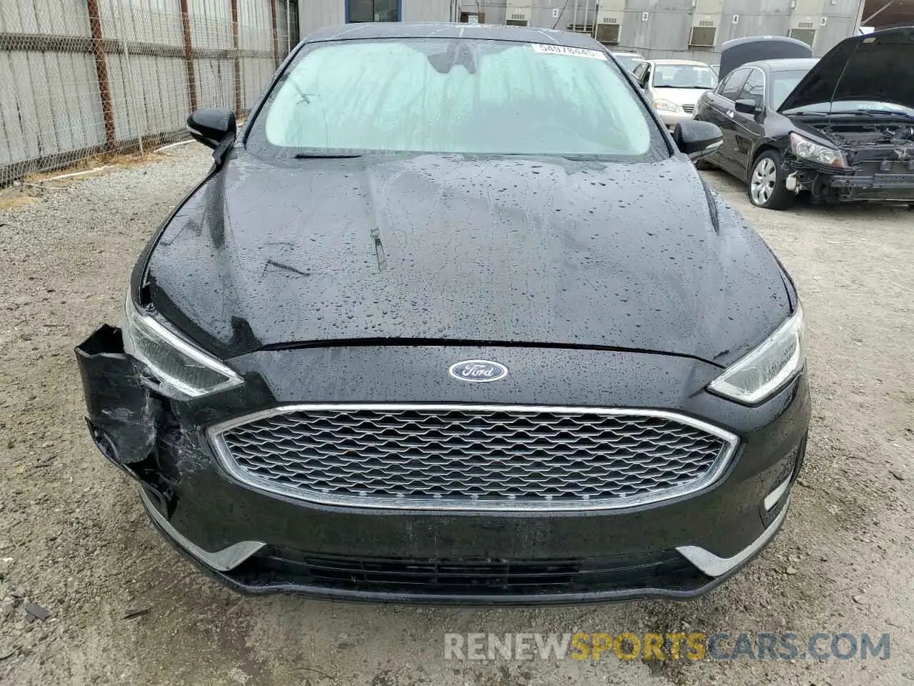 5 Photograph of a damaged car 3FA6P0K97KR254492 FORD FUSION 2019