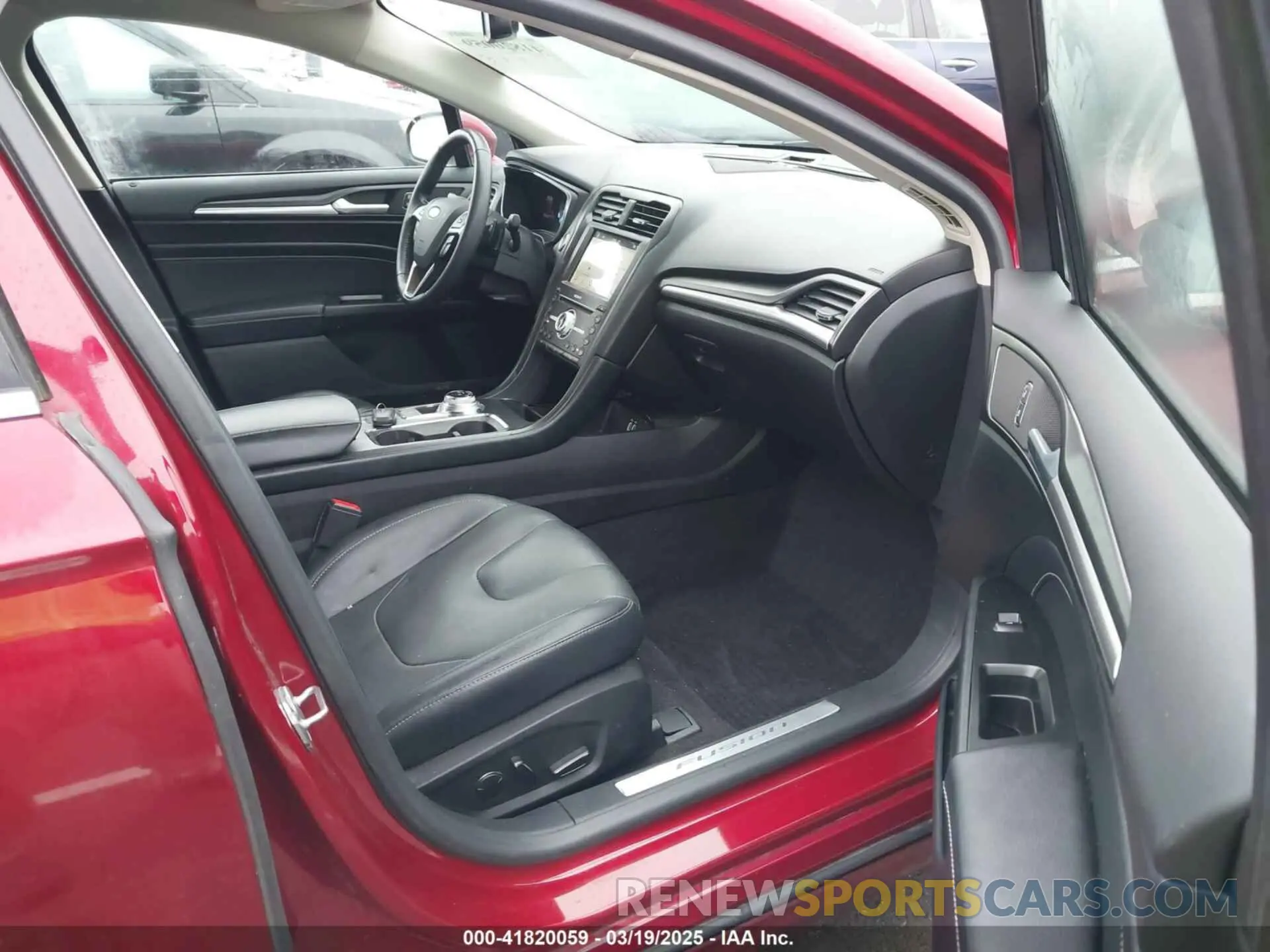 5 Photograph of a damaged car 3FA6P0K98KR179513 FORD FUSION 2019