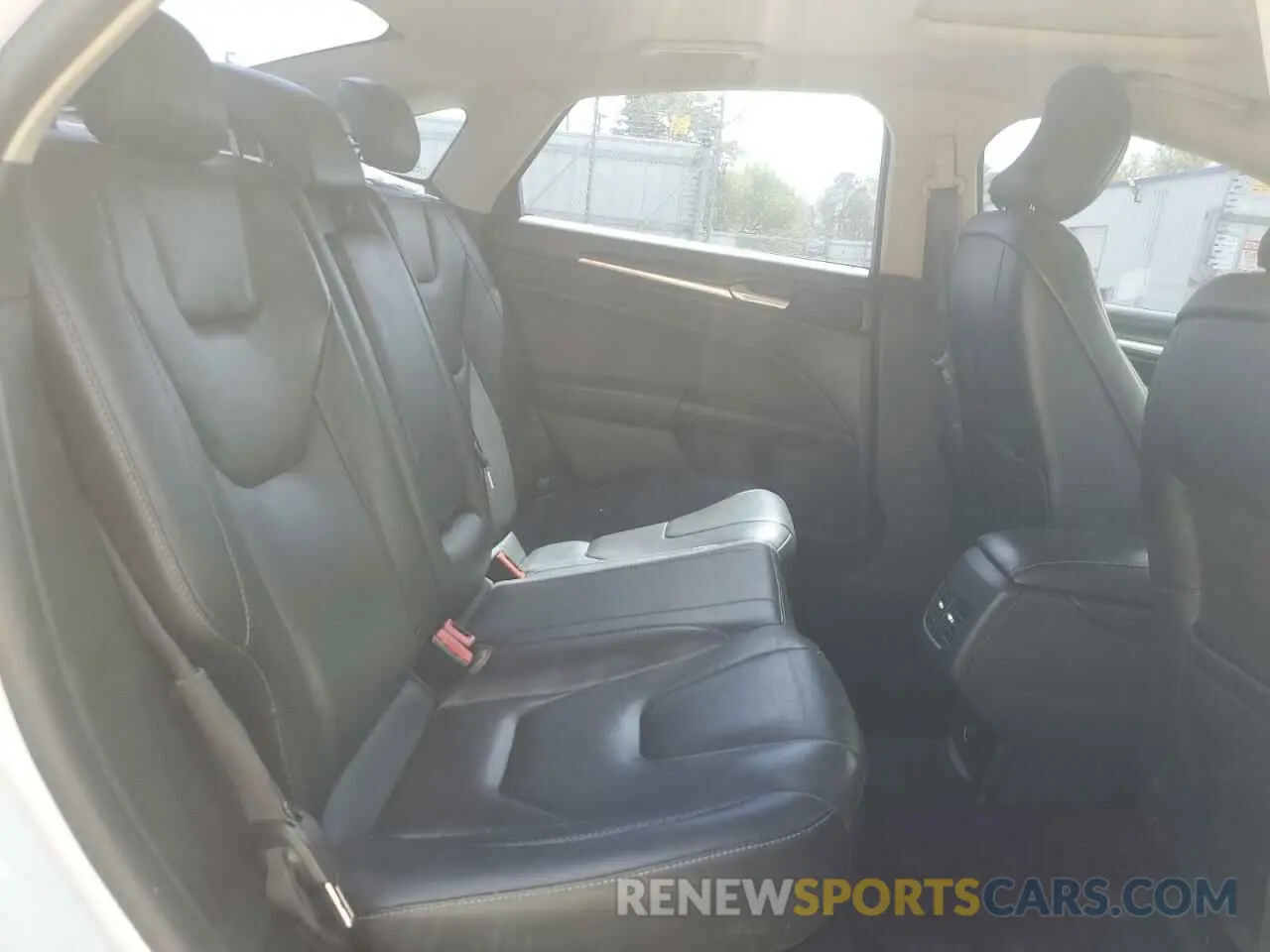 11 Photograph of a damaged car 3FA6P0K98KR233733 FORD FUSION 2019