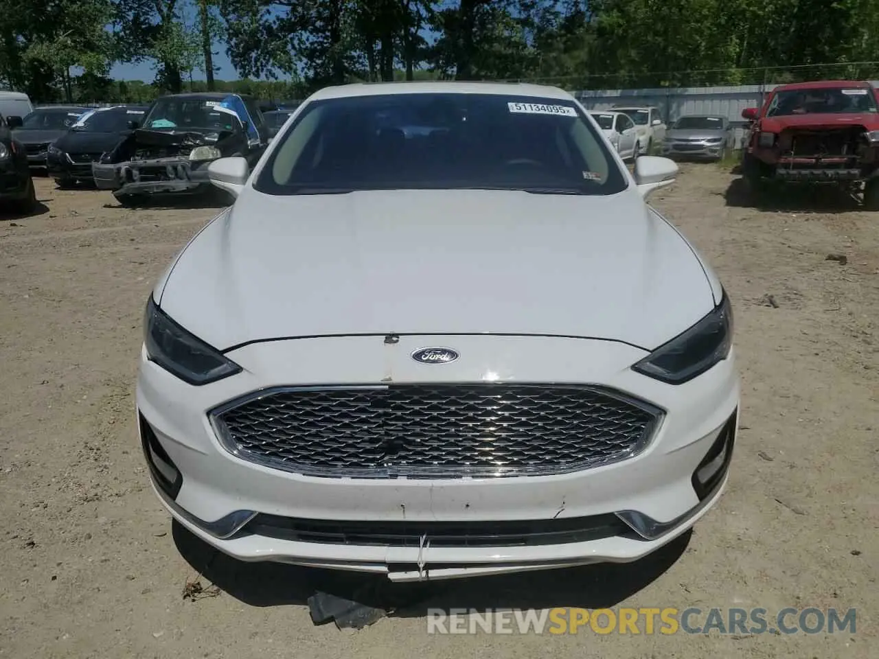 5 Photograph of a damaged car 3FA6P0K98KR233733 FORD FUSION 2019