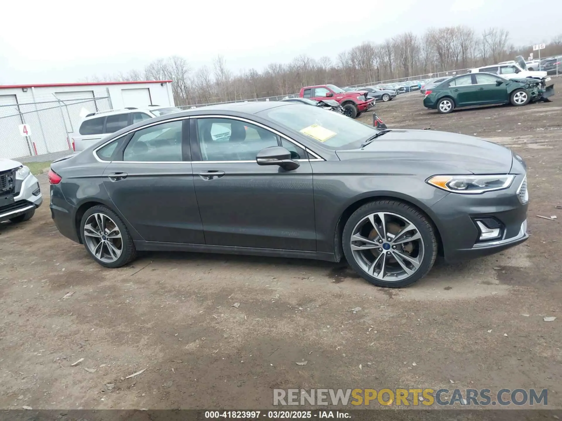 13 Photograph of a damaged car 3FA6P0K9XKR259556 FORD FUSION 2019