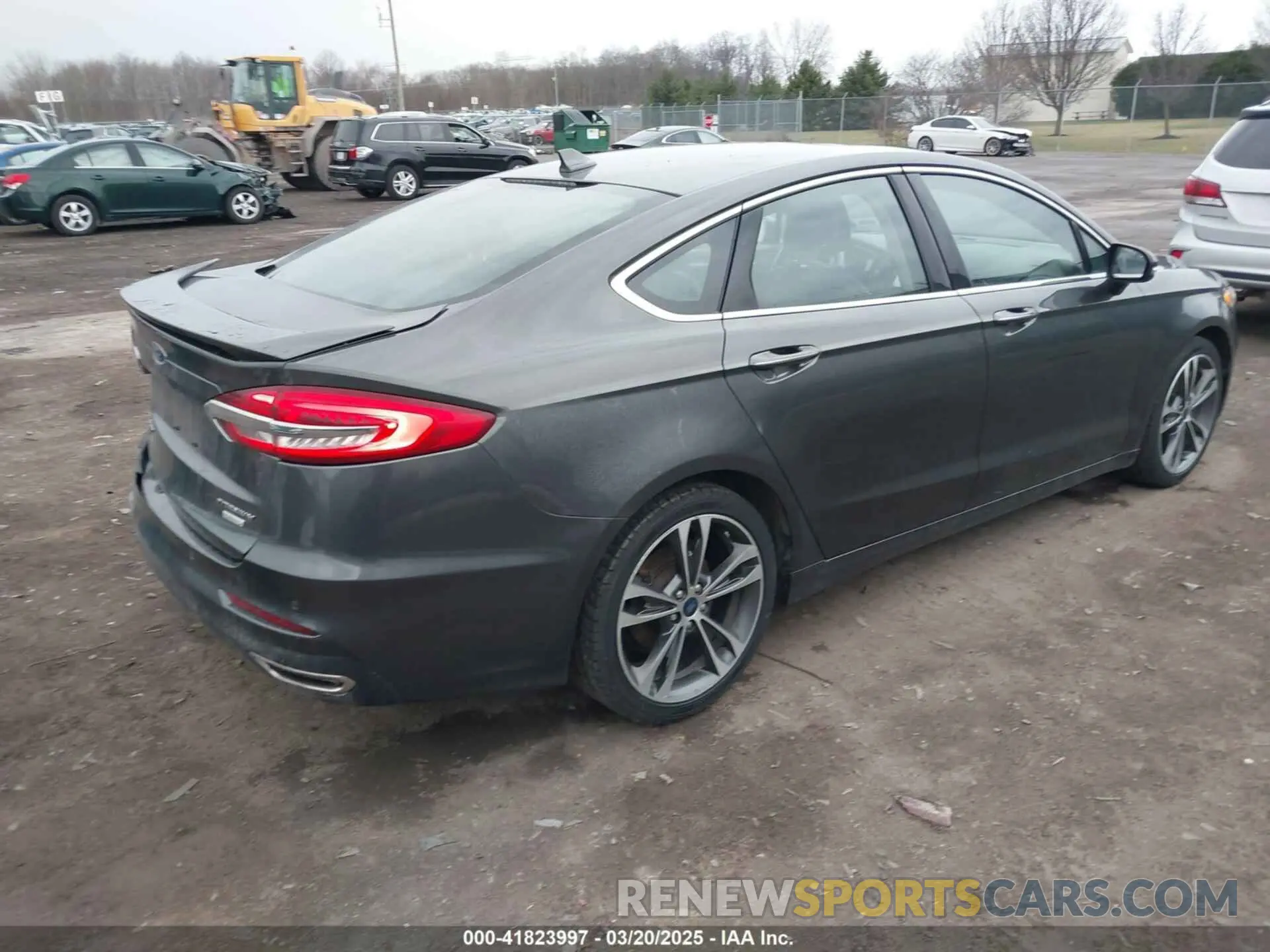 4 Photograph of a damaged car 3FA6P0K9XKR259556 FORD FUSION 2019