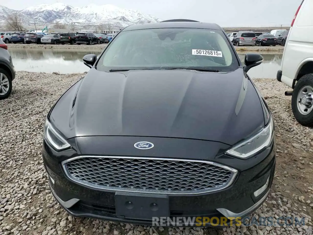 5 Photograph of a damaged car 3FA6P0K9XKR269374 FORD FUSION 2019